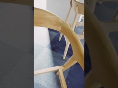 Επικαλυμμένο δέρμα να δειπνήσει τέφρας ξύλινο μαύρο λουστραρισμένο με λάκκα κυρτό οπίσθιο στήριγμα εδρών